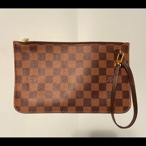 Auth Louis Vuitton Wristlet